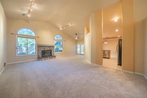 Living - 636 Saint Thomas Pkwy, Redding, CA 96003 photo 1 of 7