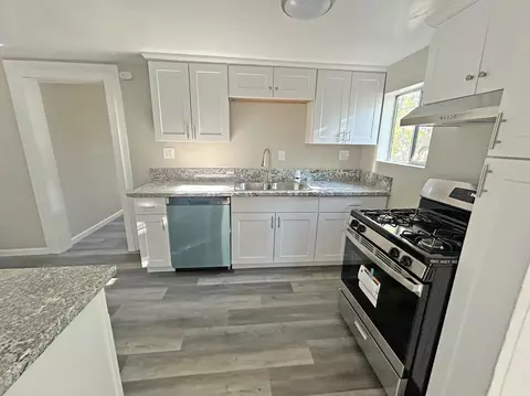 Kitchen - 44194 Cedar St, Mcarthur, CA 96056 photo 1 of 2