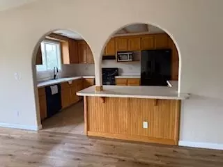 Kitchen - 3182 Island Dr, Redding, CA 96001 photo 1 of 2