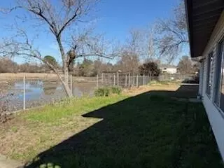 Exterior - 3182 Island Dr, Redding, CA 96001 photo 3 of 3