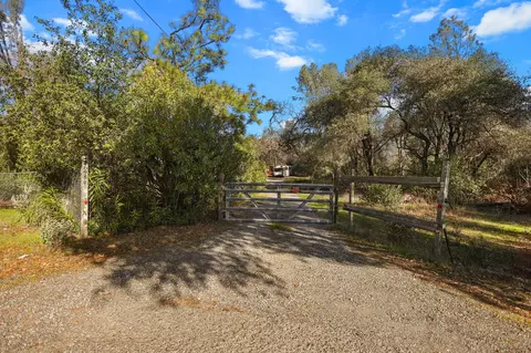 Undisclosed, Redding, CA 96003 photo 7
