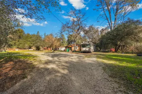 Undisclosed, Redding, CA 96003 photo 2