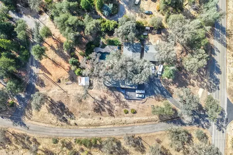 View/Area - 15799 Nauvoo Trl, Redding, CA 96001 photo 3 of 3