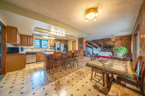 Other - 15799 Nauvoo Trl, Redding, CA 96001 photo 3 of 7