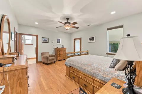 Bedroom - 7765 Linda Rd, Shingletown, CA 96088 photo 1 of 3