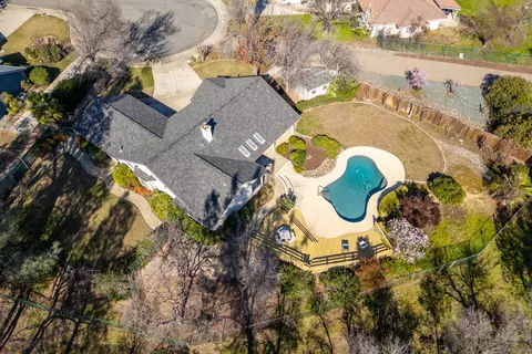 View/Area - 3021 Sunglow Dr, Redding, CA 96001 photo 2 of 2