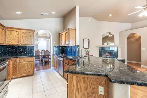 Kitchen - 3021 Sunglow Dr, Redding, CA 96001 photo 1 of 2
