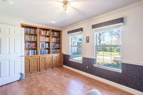 Other - 3021 Sunglow Dr, Redding, CA 96001 photo 5 of 10
