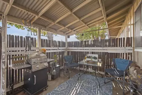 Exterior - 3365 Alta Mesa Dr, Redding, CA 96002 photo 4 of 11