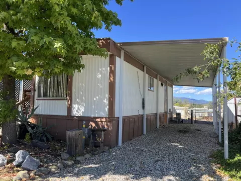 481 Twin View Blvd, Redding, CA 96003 photo 2