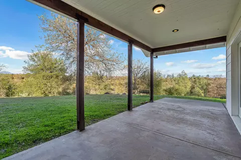 Exterior - 13303 Intermountain Rd, Redding, CA 96003 photo 8 of 8