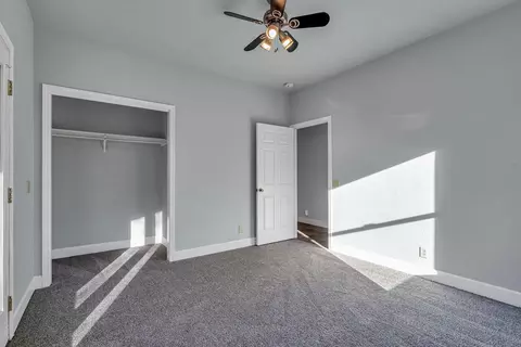 Bedroom - 13303 Intermountain Rd, Redding, CA 96003 photo 4 of 6