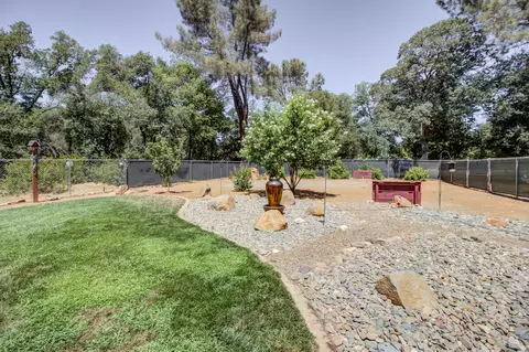 Exterior - 4360 Cynthia Way, Redding, CA 96002 photo 14 of 16