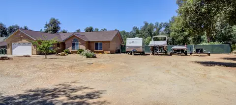 Exterior - 4360 Cynthia Way, Redding, CA 96002 photo 4 of 16