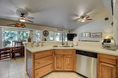 Kitchen - 4360 Cynthia Way, Redding, CA 96002 photo 2 of 3