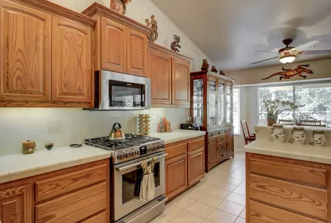 Kitchen - 4360 Cynthia Way, Redding, CA 96002 photo 3 of 3