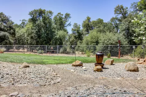 Exterior - 4360 Cynthia Way, Redding, CA 96002 photo 10 of 16