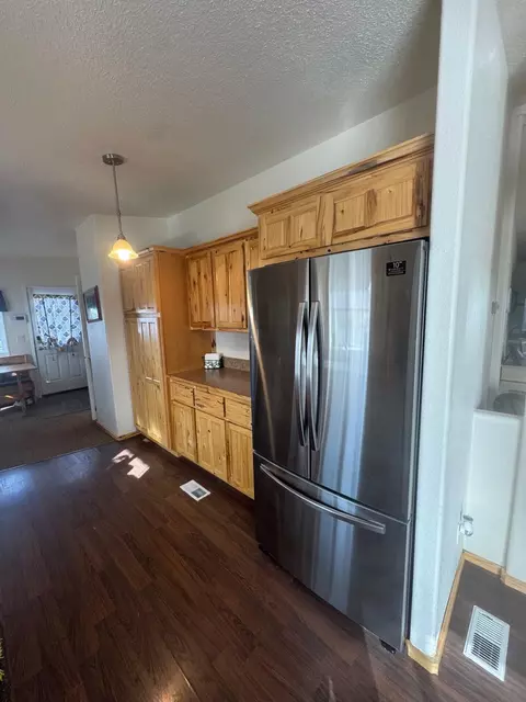 Kitchen - 471-700 Reece Rd, Standish, CA 96128 photo 2 of 3