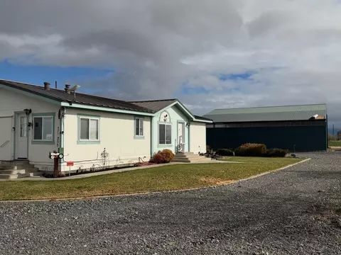 Exterior - 471-700 Reece Rd, Standish, CA 96128 photo 4 of 5