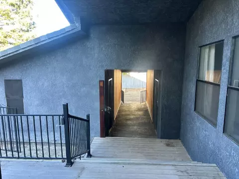 Entry Way - 582 River Oaks Dr, Redding, CA 96001 photo 1 of 1