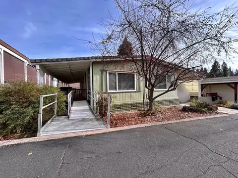 1934 S Old Stage Rd, Mount Shasta, CA 96067