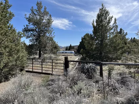 690-290 Cove Dr, Susanville, CA 96130