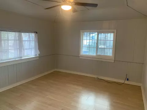 Living - 1129 Magnolia Ave, Redding, CA 96001 photo 2 of 4