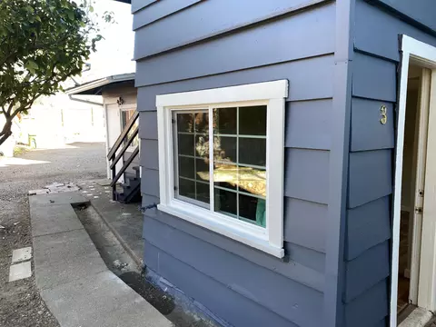Exterior - 1129 Magnolia Ave, Redding, CA 96001 photo 8 of 11