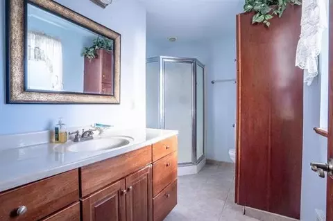 Bath - 701825 W Side Rd, Termo, CA 96132 photo 1 of 2