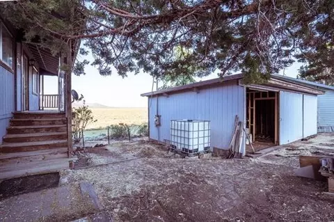 Exterior - 701825 W Side Rd, Termo, CA 96132 photo 4 of 5