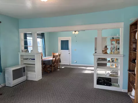 Living - 300 E Modoc St, Alturas, CA 96101 photo 1 of 3