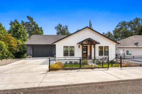 Exterior - 22309 Adobe Rd, Red Bluff, CA 96080 photo 12 of 12