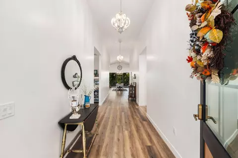 Entry Way - 22309 Adobe Rd, Red Bluff, CA 96080 photo 1 of 1