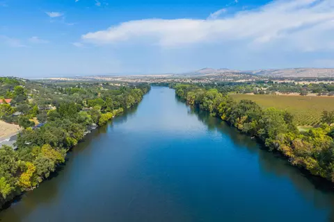 View/Area - 22309 Adobe Rd, Red Bluff, CA 96080 photo 4 of 11