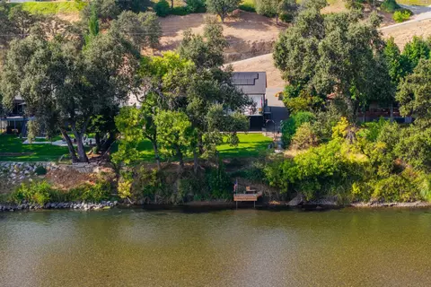 View/Area - 22309 Adobe Rd, Red Bluff, CA 96080 photo 5 of 11