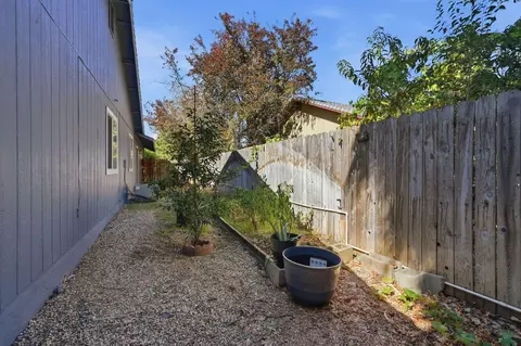 Exterior - 3549 Adams Ln, Redding, CA 96002 photo 11 of 14