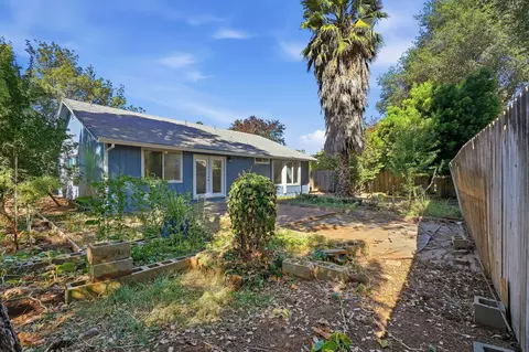 Exterior - 3549 Adams Ln, Redding, CA 96002 photo 8 of 14