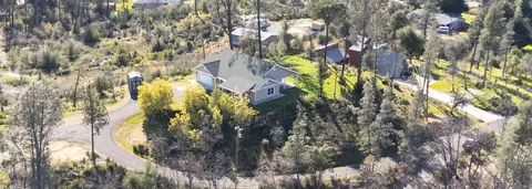 15433 Cross Creek Dr, Shasta, CA 96087