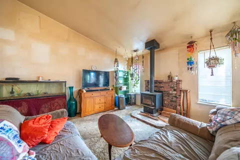 2239 Garden Ave, Redding, CA 96001 photo 10