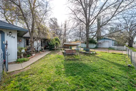 2239 Garden Ave, Redding, CA 96001 photo 4