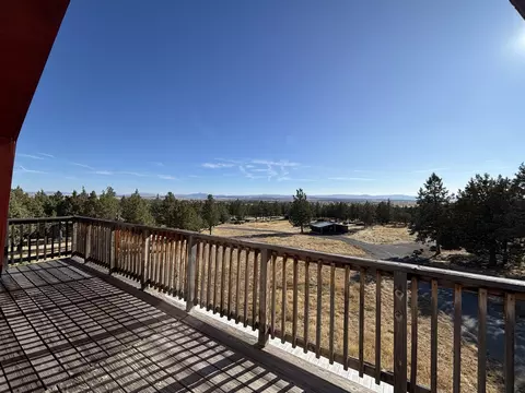 Exterior - 1059 Gooseloop Loop, Alturas, CA 96101 photo 2 of 6