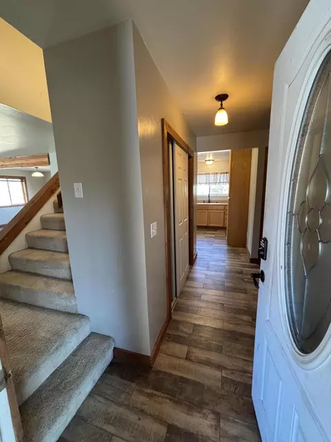 Entry Way - 1059 Gooseloop Loop, Alturas, CA 96101 photo 2 of 5