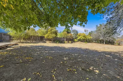 Exterior - 3540 Dwayne Ct, Redding, CA 96001 photo 9 of 9