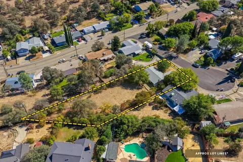 View/Area - 3540 Dwayne Ct, Redding, CA 96001 photo 1 of 2