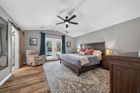Bedroom - 11420 Wales Dr, Redding, CA 96003 photo 1 of 7
