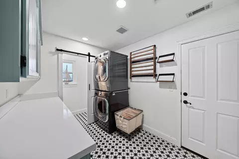Other - 11420 Wales Dr, Redding, CA 96003 photo 4 of 17