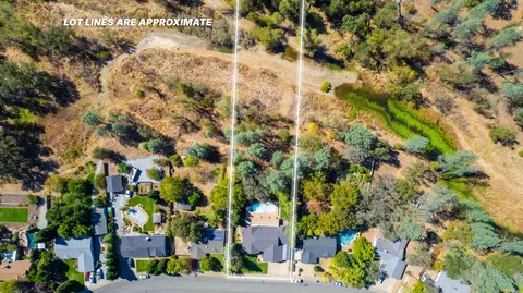 View/Area - 11420 Wales Dr, Redding, CA 96003 photo 2 of 2