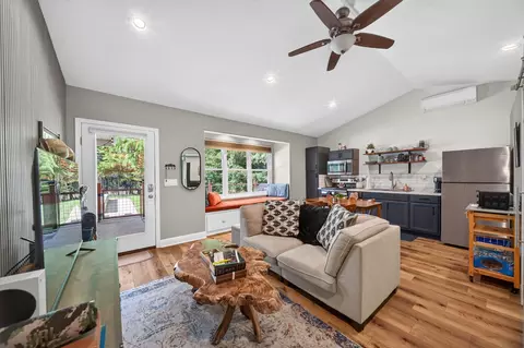 Living - 11420 Wales Dr, Redding, CA 96003 photo 8 of 8