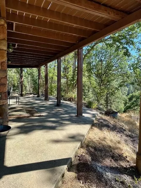 Exterior - 261 271 Salt Flat Rd, Lewiston, CA 96052 photo 12 of 15