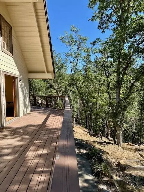 Exterior - 261 271 Salt Flat Rd, Lewiston, CA 96052 photo 5 of 15